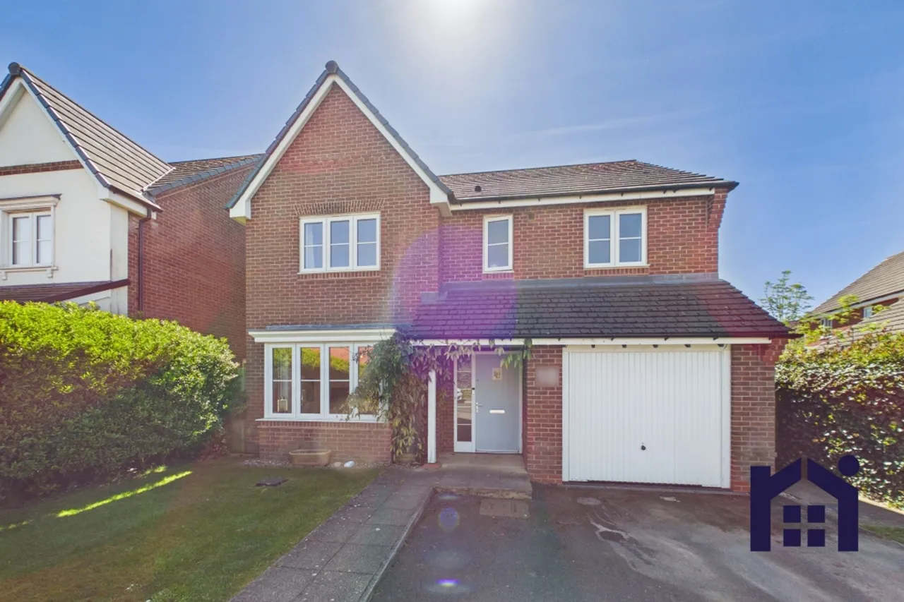 4 bed house for sale — New Mill Street, Eccleston, Chorley, PR7 5FT
