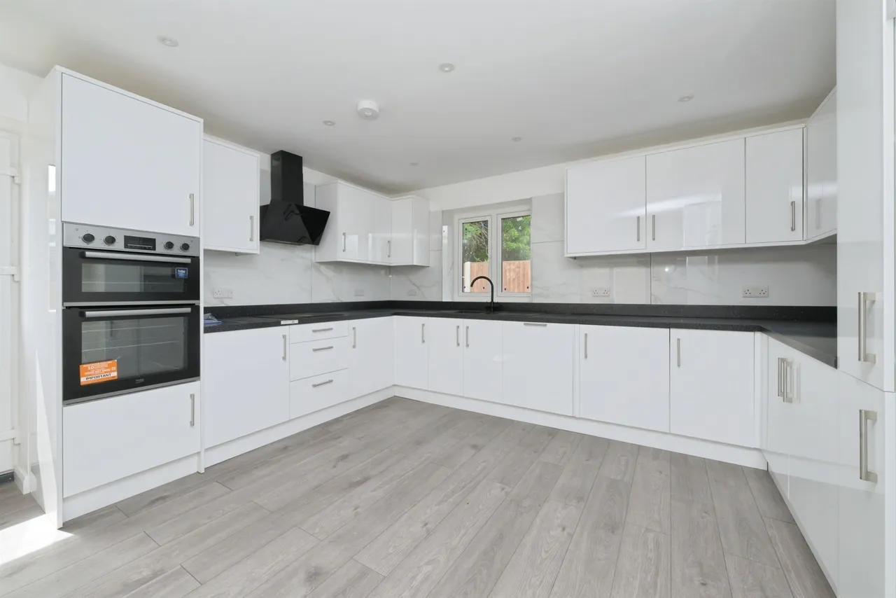 St. Botolphs Lane, Peterborough, PE2, photo 5