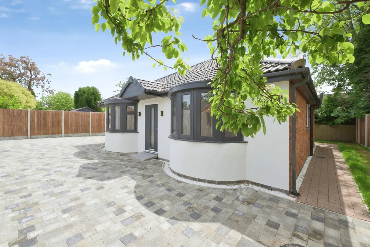 2 bed house for sale, St. Botolphs Lane, Peterborough, PE2