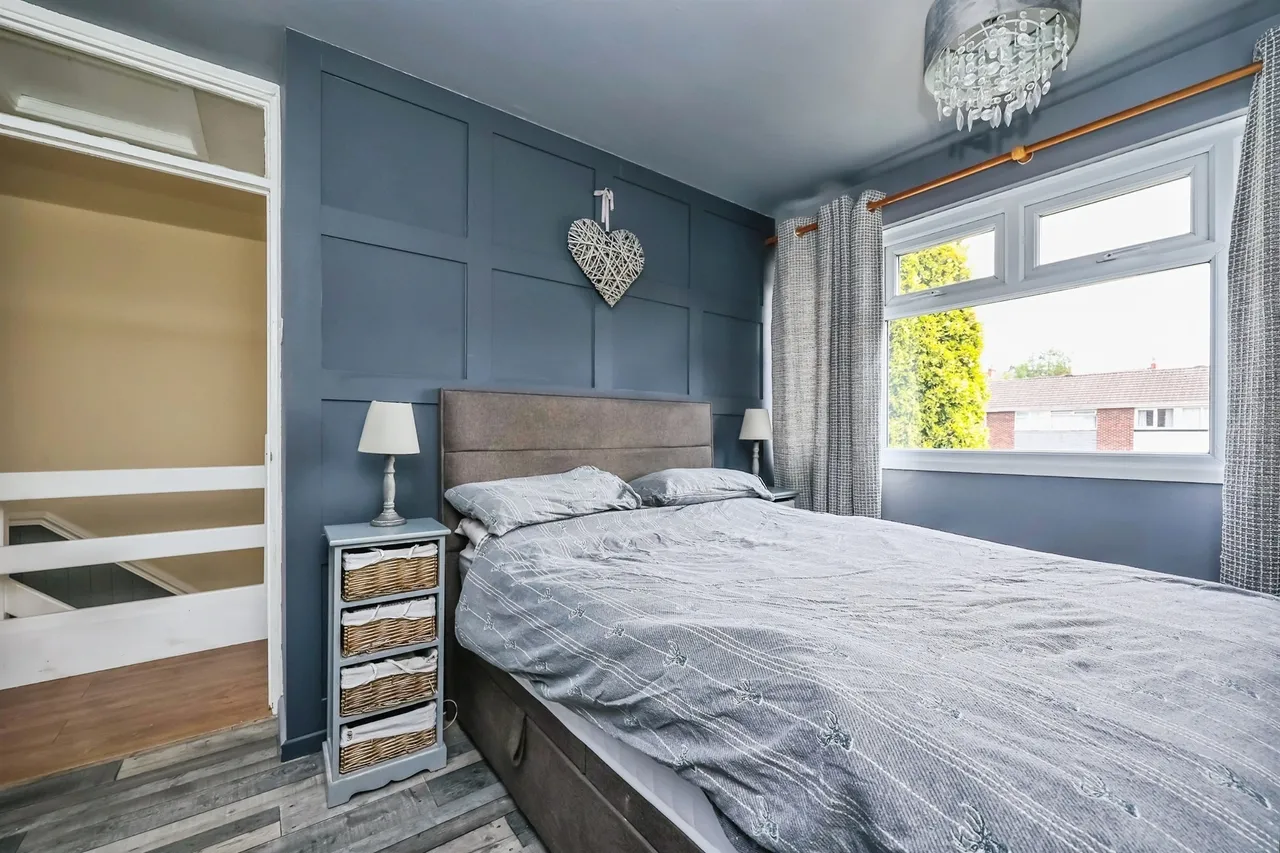 Redwood Court, Hucknall, NG15, photo 8