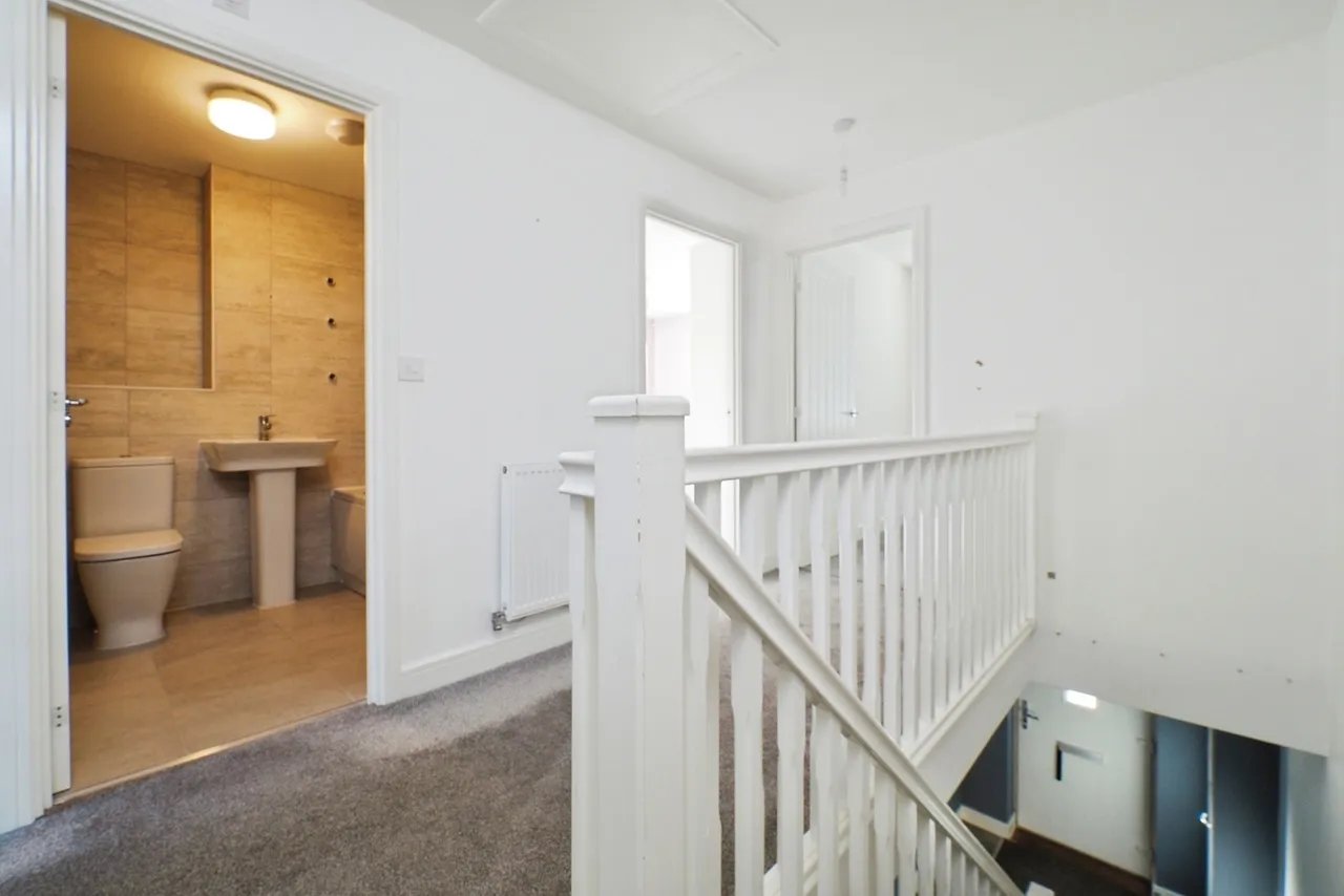 Burrows Drive, Bingham, NG13, photo 11