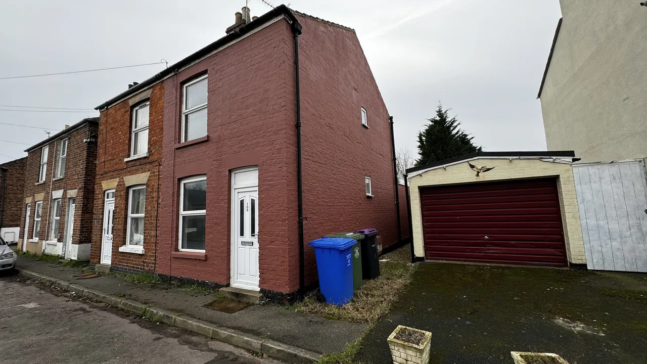 2 bed house to rent, Castle Street, Boston, PE21