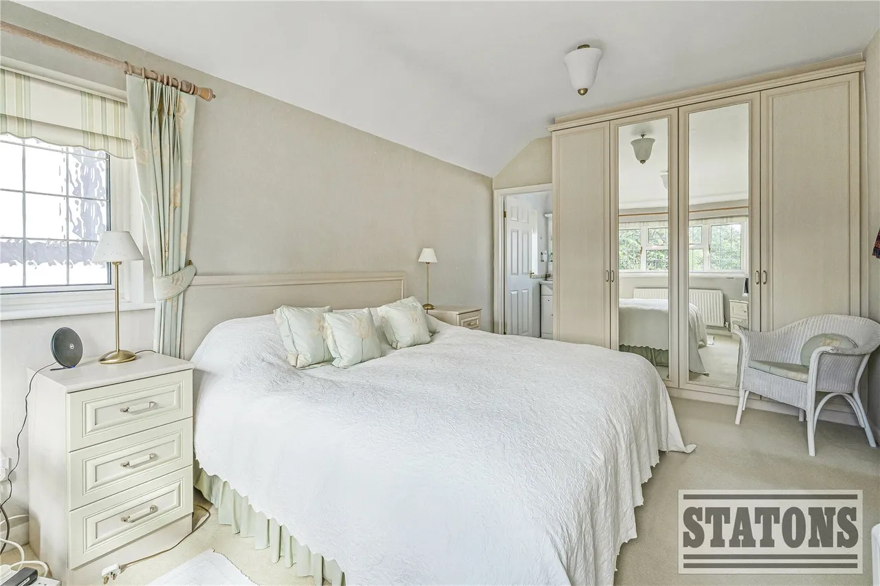 Mymms Drive, Brookmans Park, AL9, photo 14