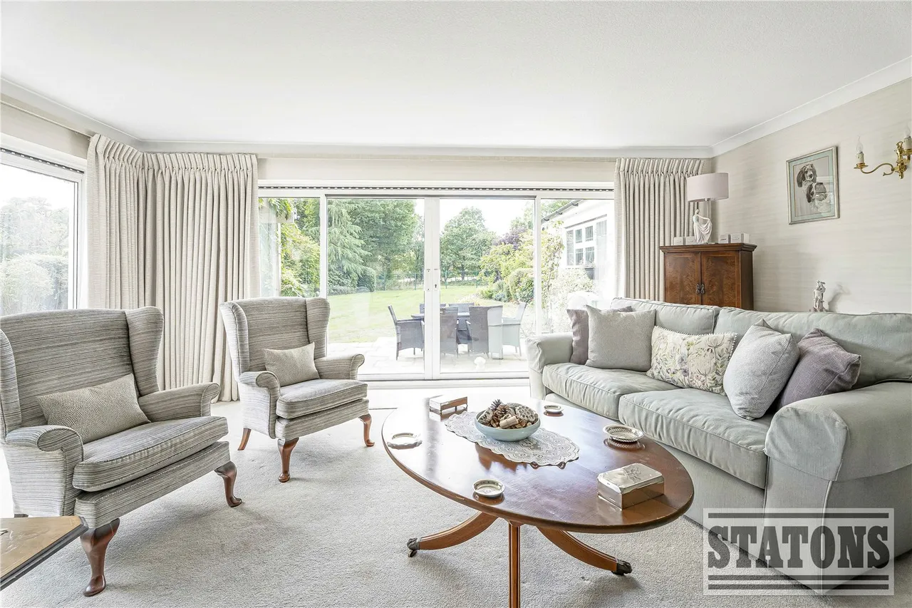 Mymms Drive, Brookmans Park, AL9, photo 8