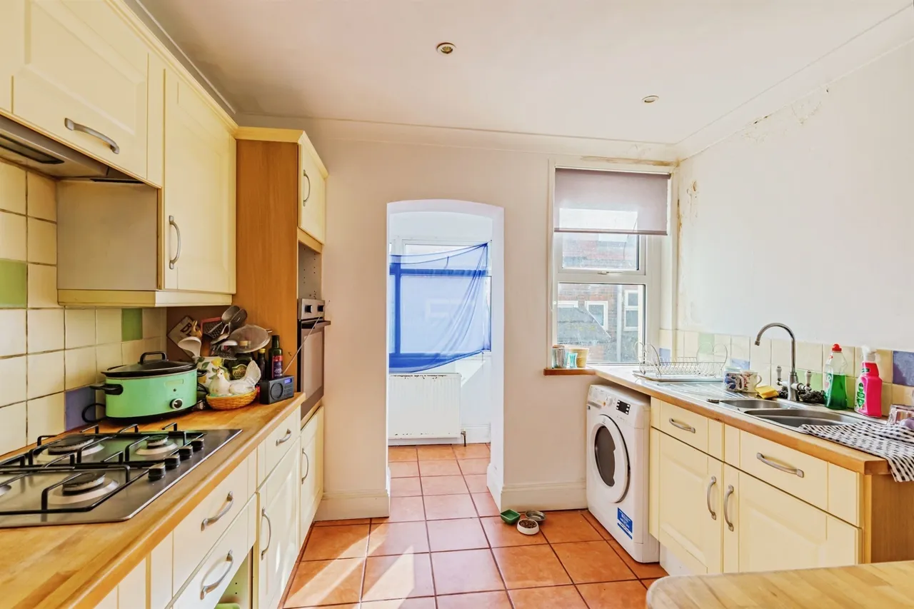 Connaught Road, Seaford, BN25, photo 5