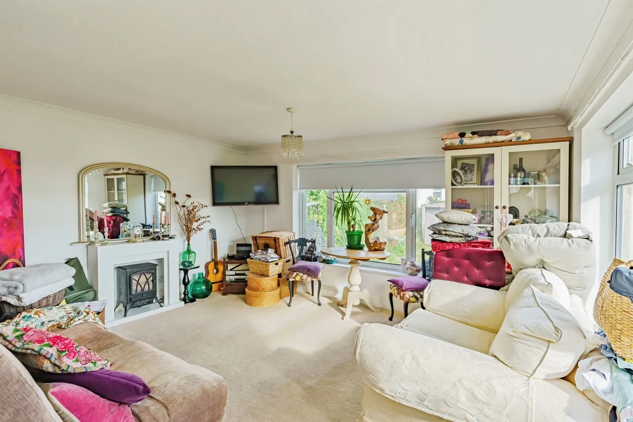 Connaught Road, Seaford, BN25, photo 2