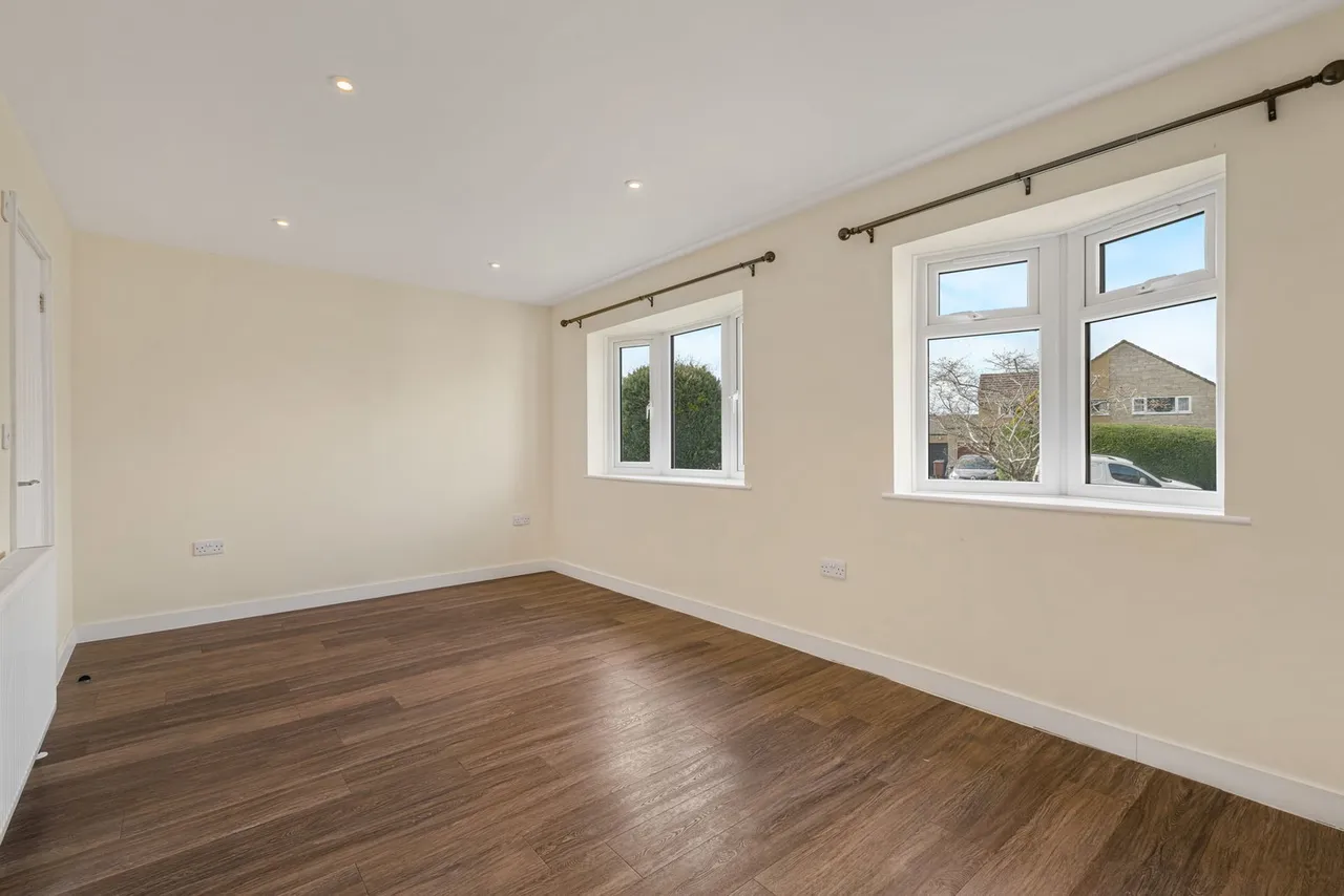 Gable Point, Woodmancote, GL52, photo 5