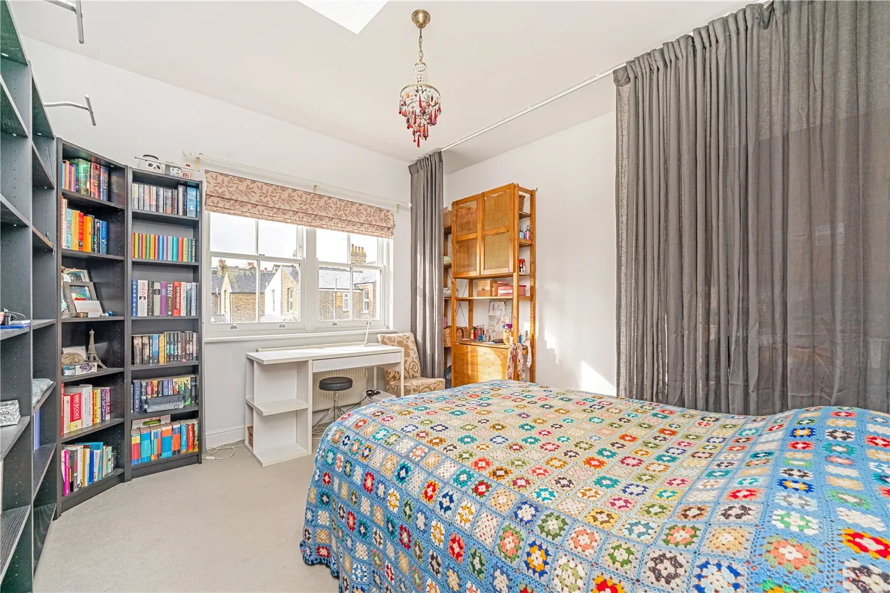 Oldfield Road, Hampton, TW12 2AJ, photo 10