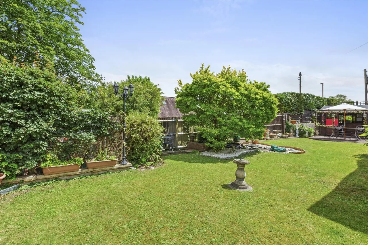 Toweridge Lane, High Wycombe, HP12, photo 3