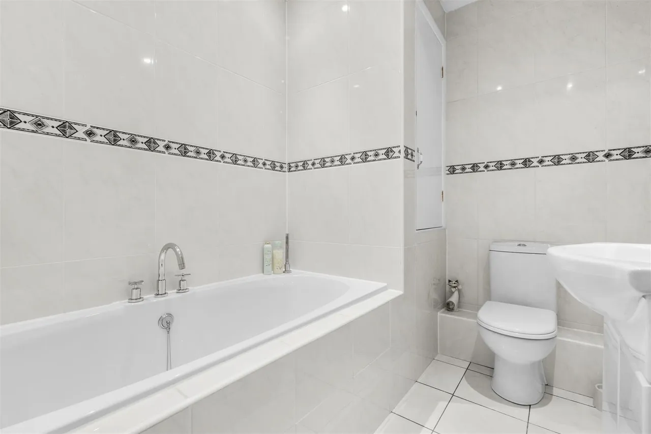 Toweridge Lane, High Wycombe, HP12, photo 12