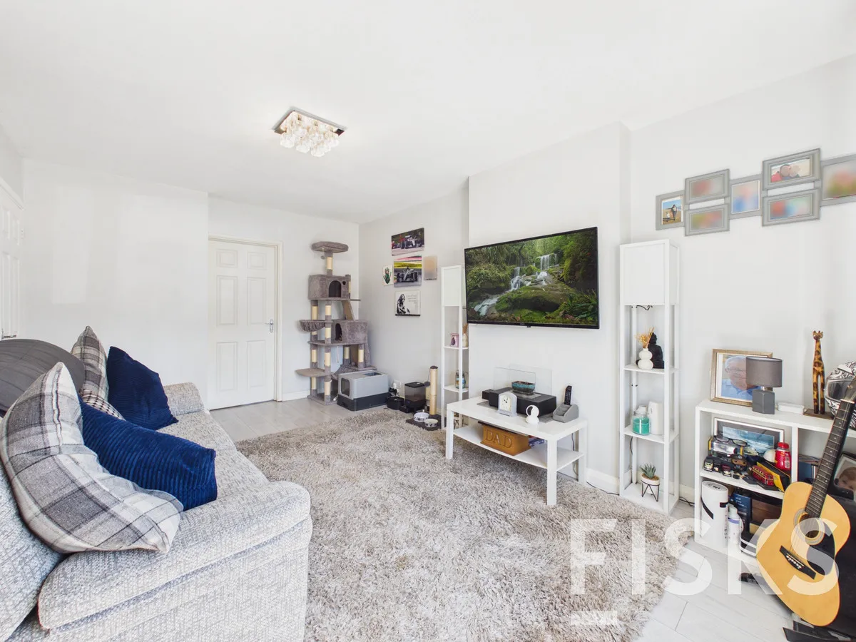 Thisselt Road, Canvey Island, SS8, photo 4