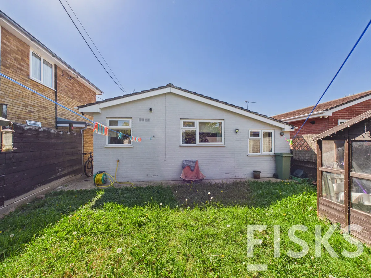 Thisselt Road, Canvey Island, SS8, photo 14