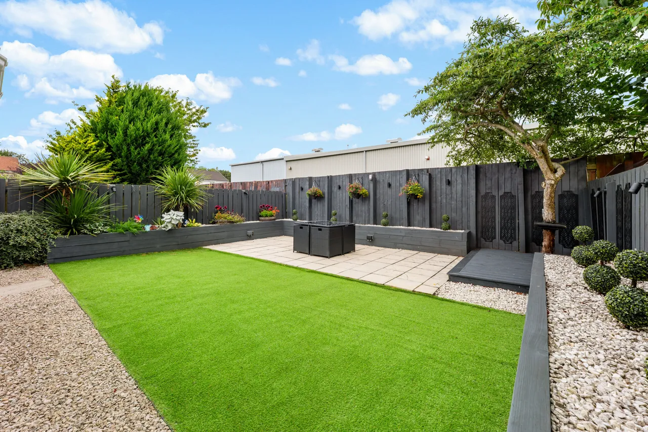 Levern Bridge Road, Glasgow, G53, photo 16