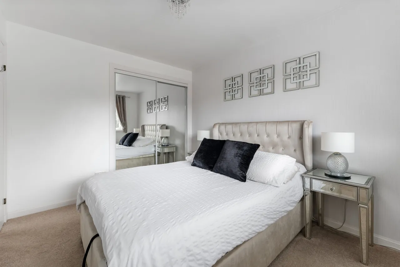 Levern Bridge Road, Glasgow, G53, photo 11