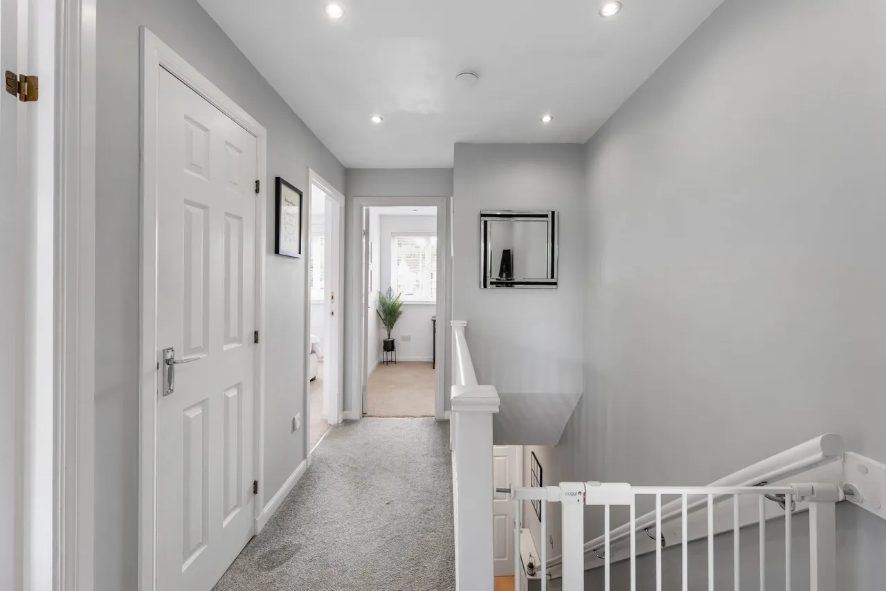 Levern Bridge Road, Glasgow, G53, photo 9