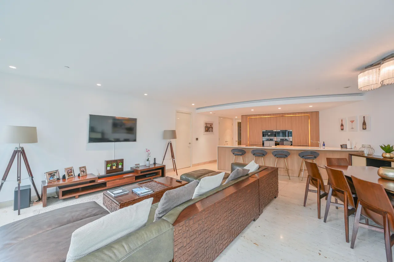 Apartment 203 The Tower, 1 St George Wharf, London, photo 11