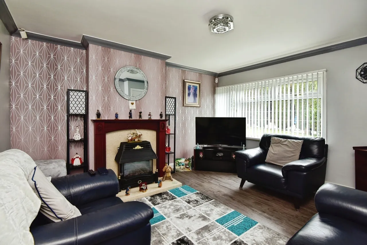 Pegroy Grove, Stoke-on-Trent, Staffordshire, ST6, photo 2