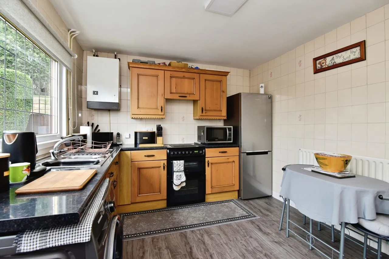 Pegroy Grove, Stoke-on-Trent, Staffordshire, ST6, photo 3