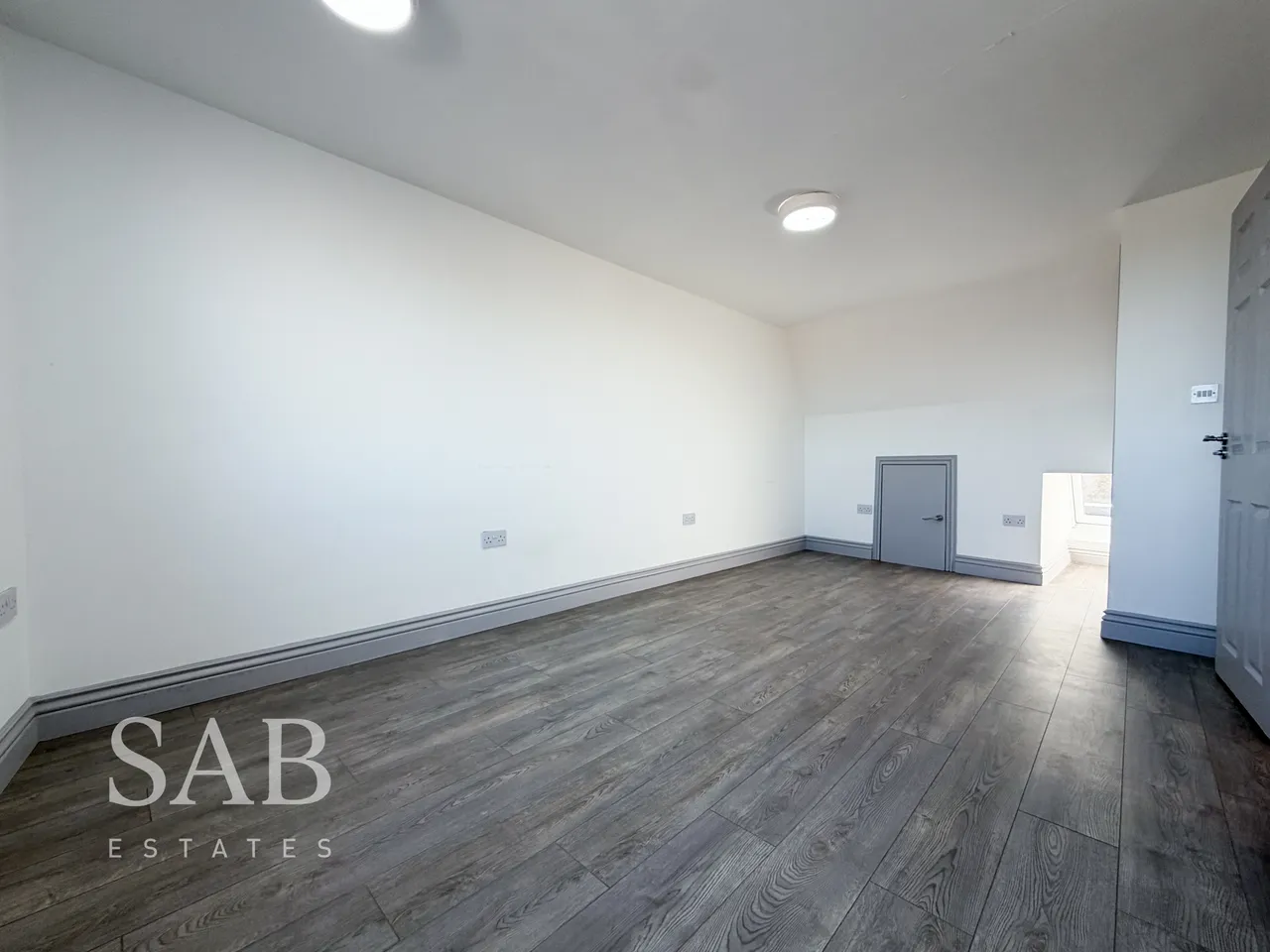 The Broadway, Greenford, UB6, photo 7