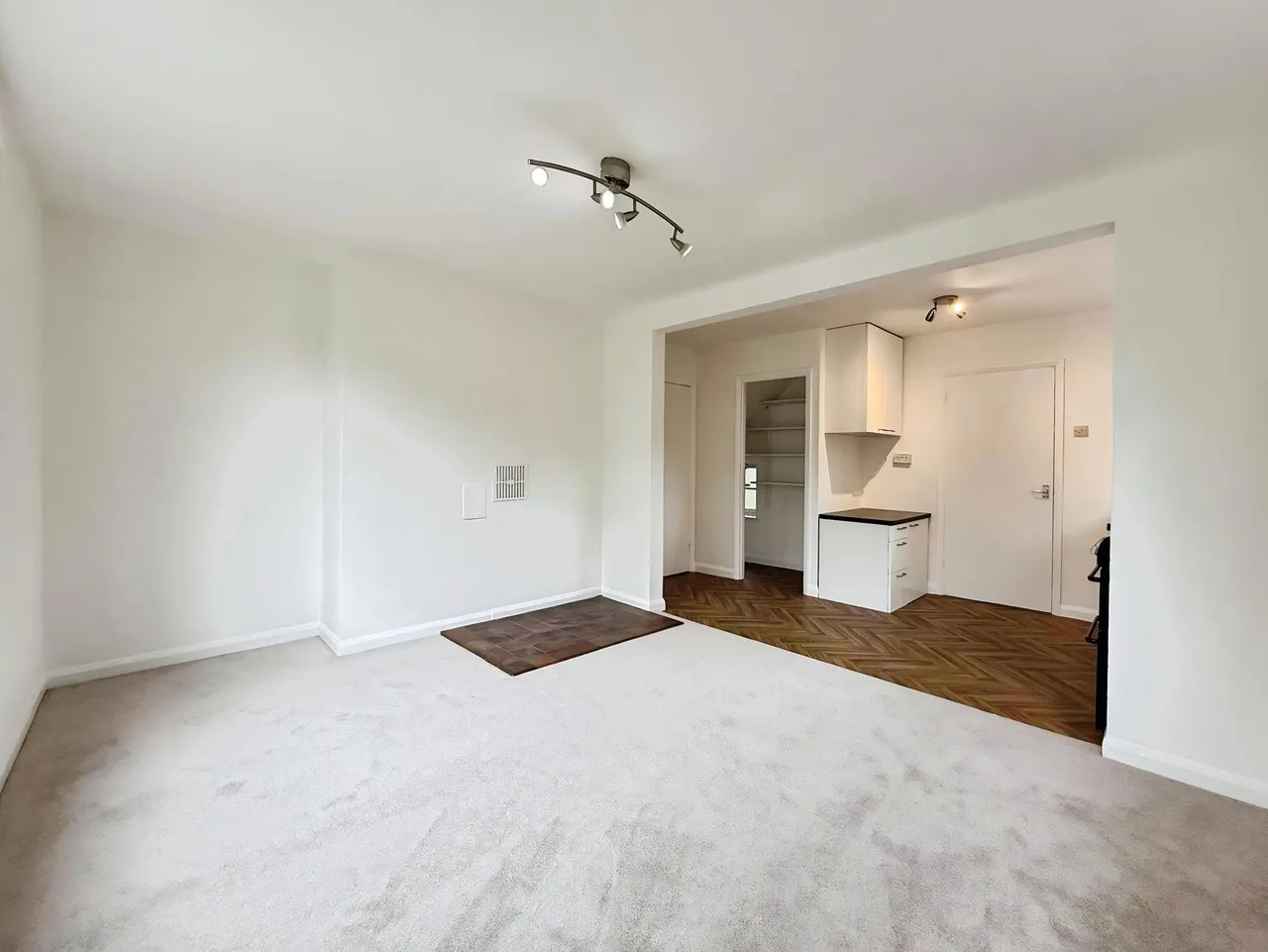 Upton End Road, Shillington, SG5, photo 6