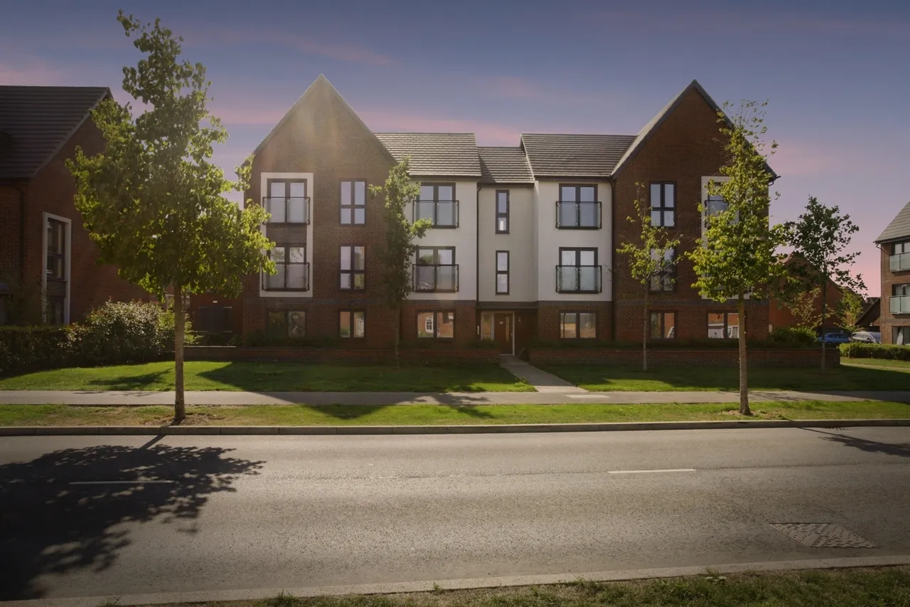 2 bed flat for sale, Houlton Way, Houlton, CV23