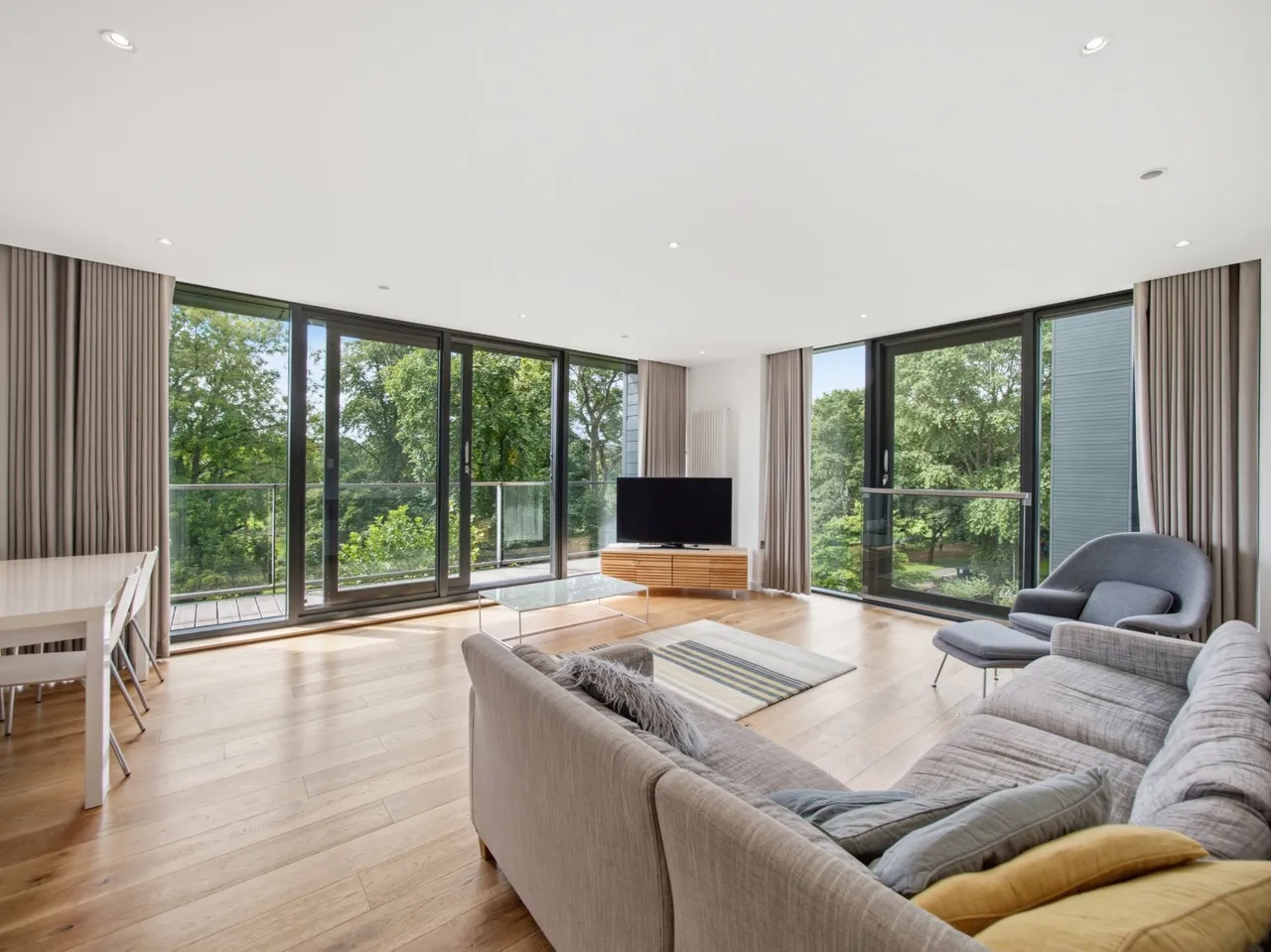 2 bed flat for sale, Simpson Loan, Quartermile, EH3