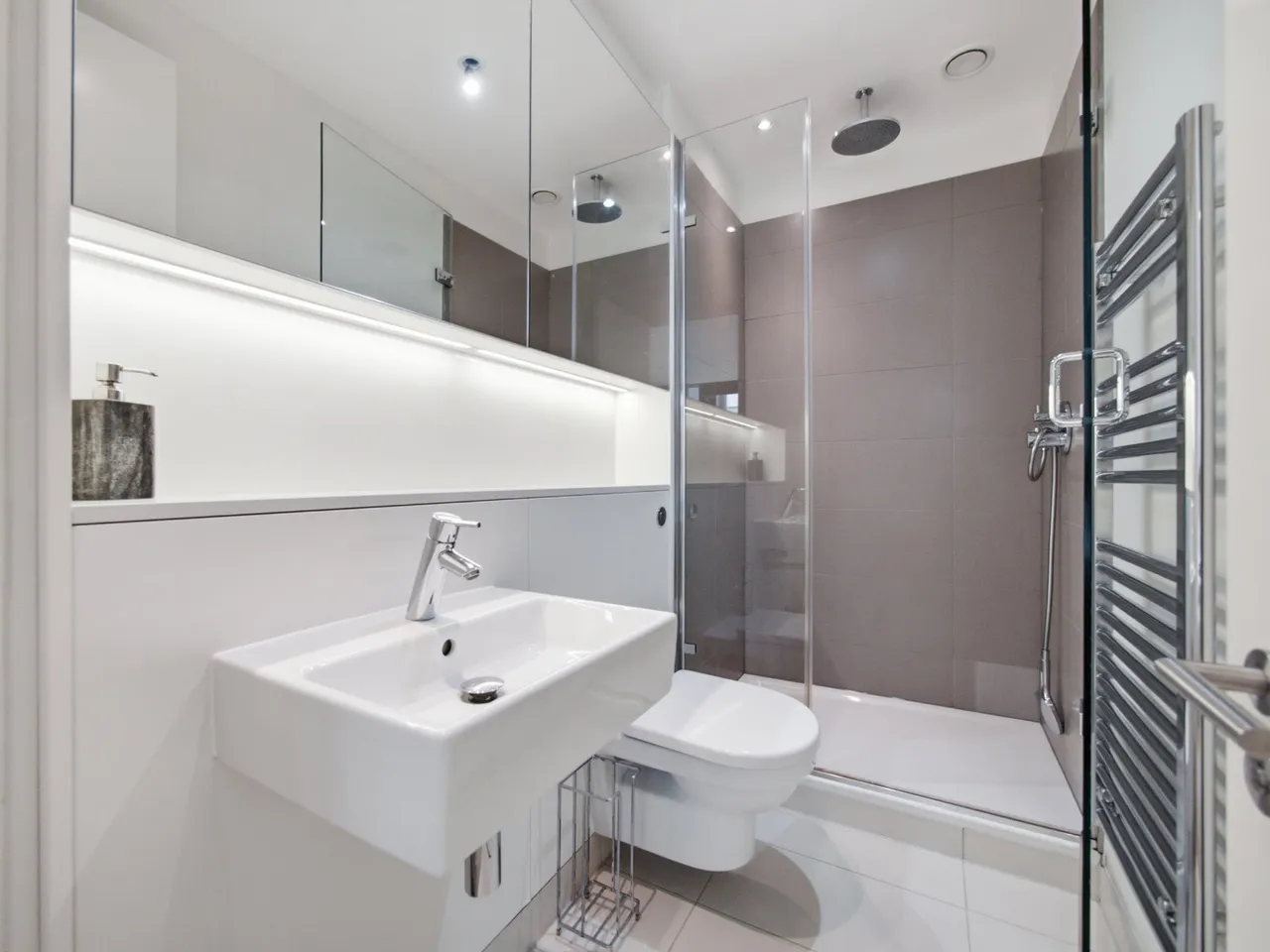 Simpson Loan, Quartermile, EH3, photo 8