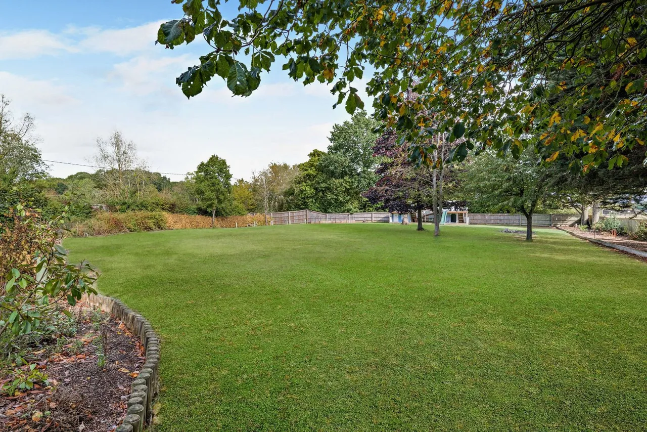 Links Road, Perry Green, CM77, photo 19