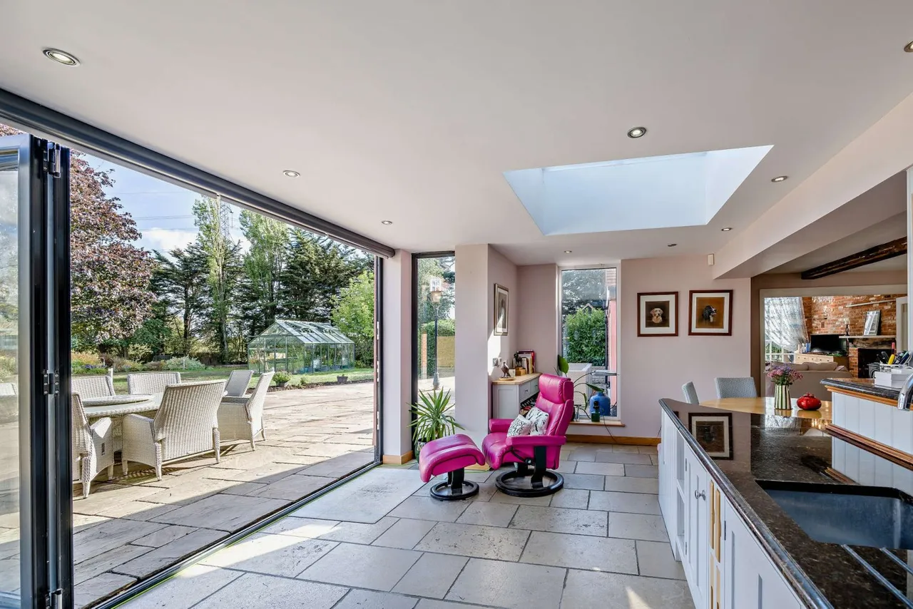 Links Road, Perry Green, CM77, photo 6