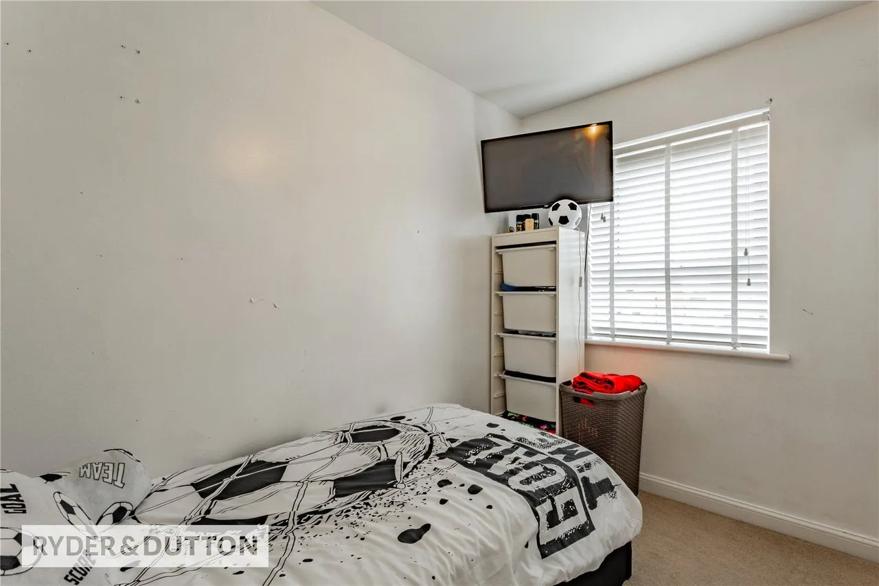 Manchester Road, Castleton, OL11, photo 14