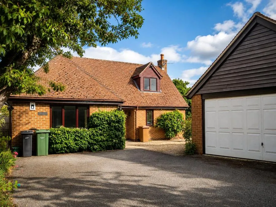 4 bed house to rent, Crispie, Lamborough Hill, OX13