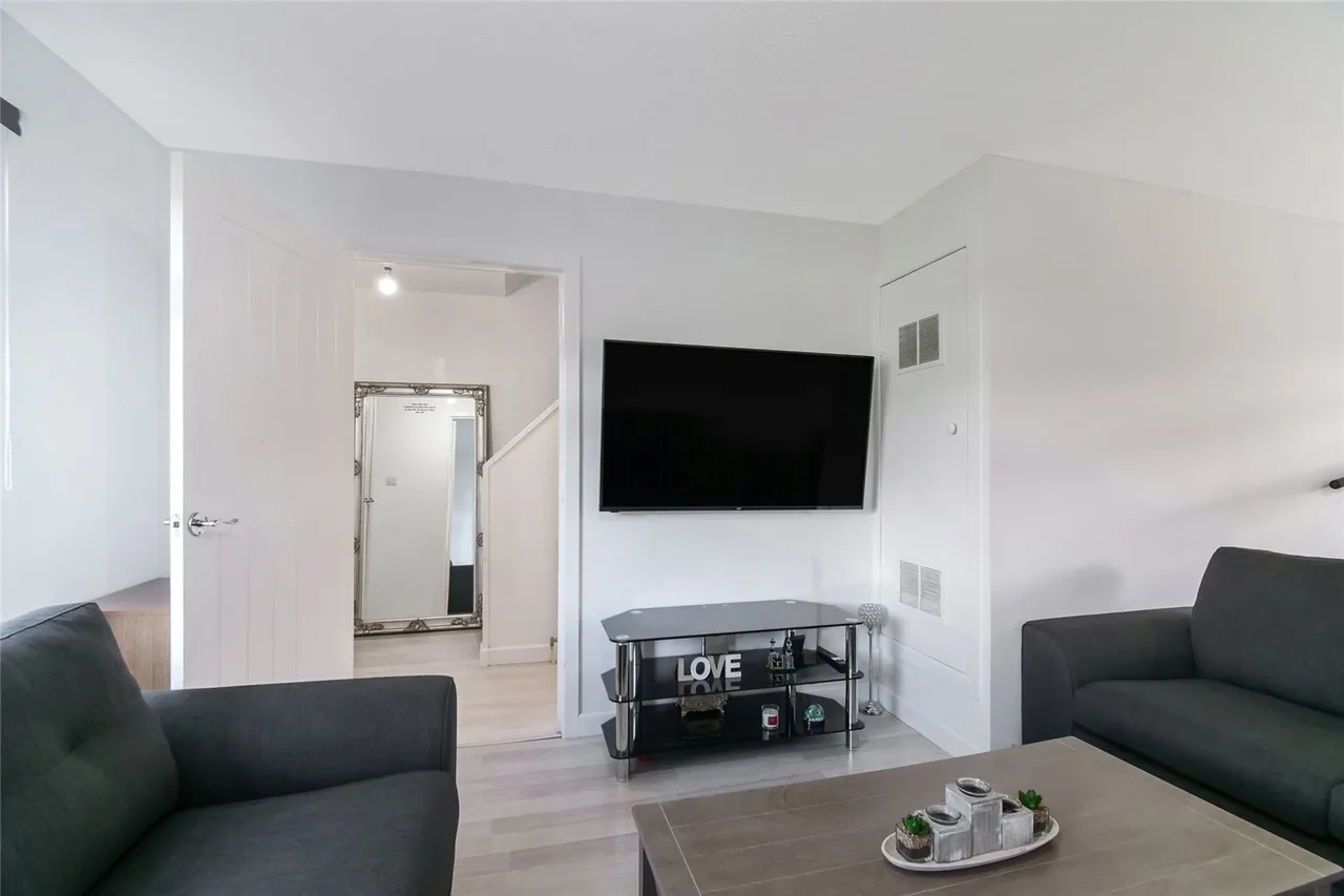 Cleeves Road, Glasgow, G53, photo 3