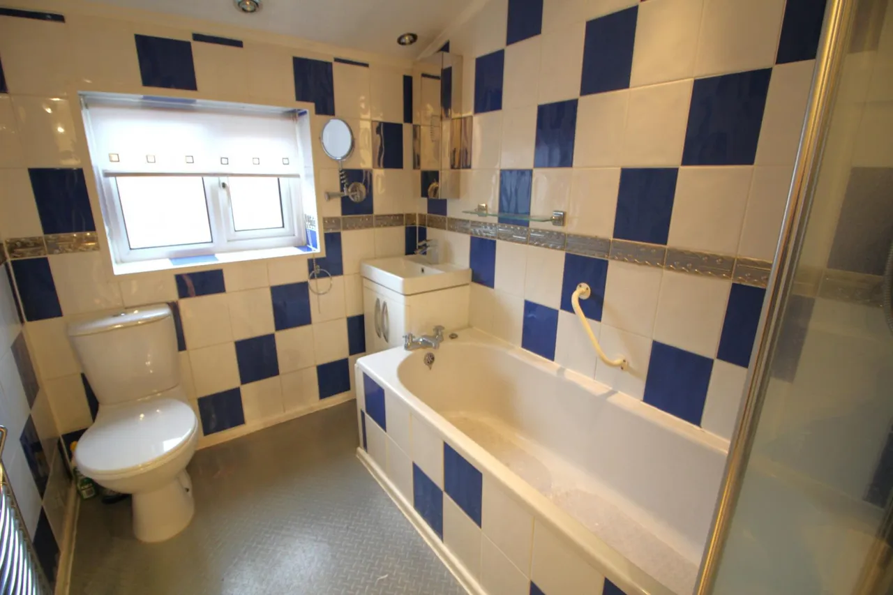 Crostons Road, Bury, BL8, photo 10