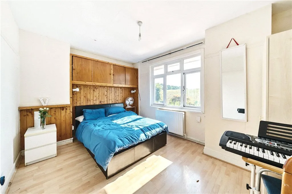 Kelvington Road, SE15, photo 6