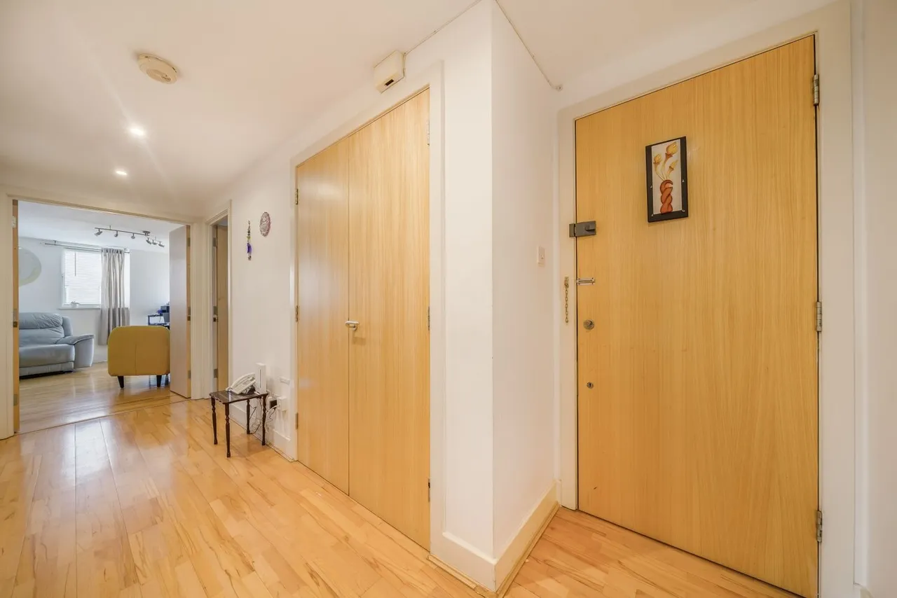 Basin Approach, London, E14, photo 9