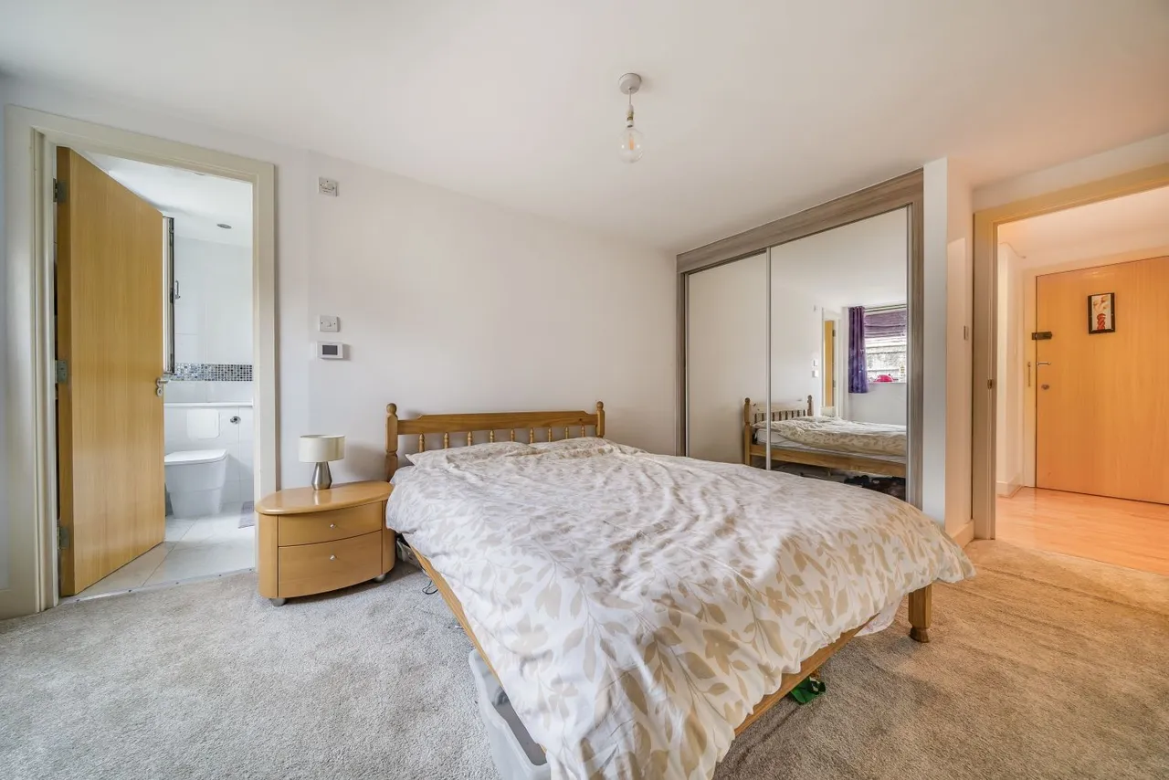 Basin Approach, London, E14, photo 5
