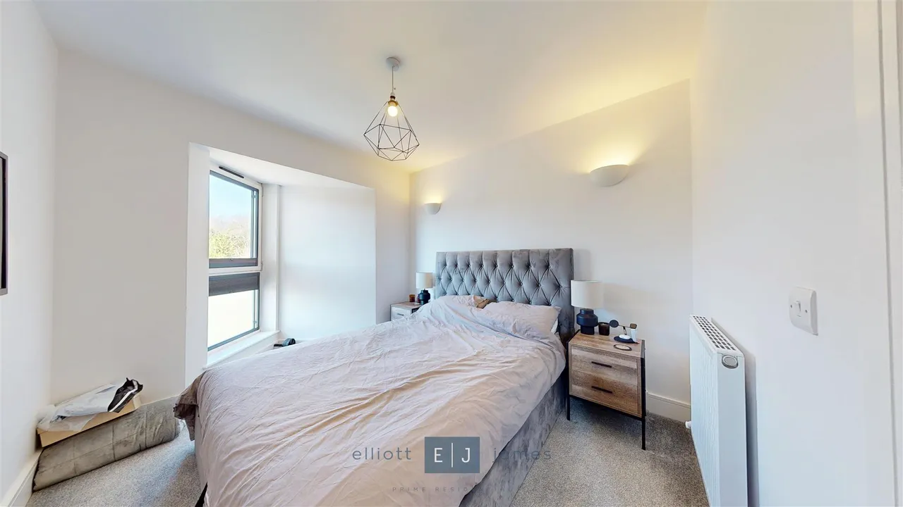 Lesley Court, Loughton, IG10, photo 9