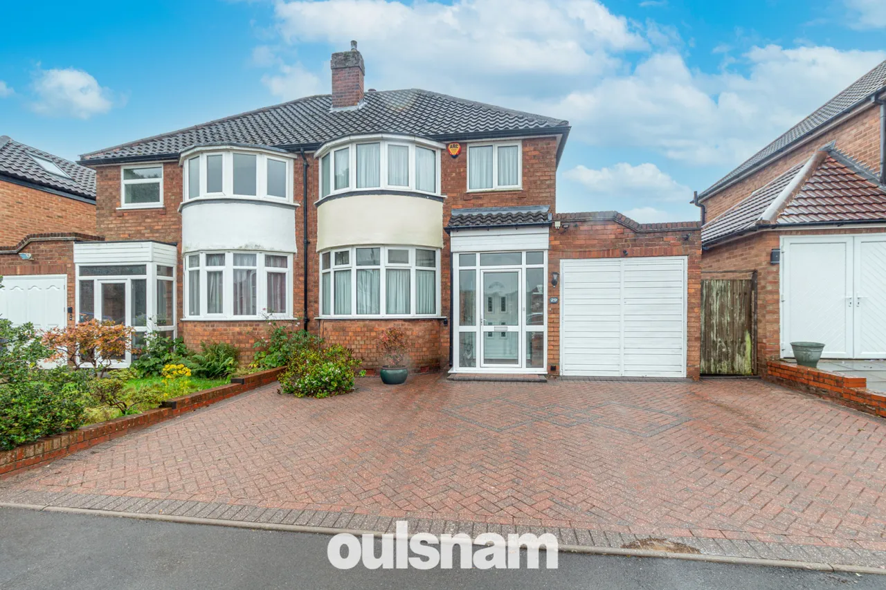 3 bed house for sale — Beech Farm Croft, Northfield, Birmingham, B31 2LG