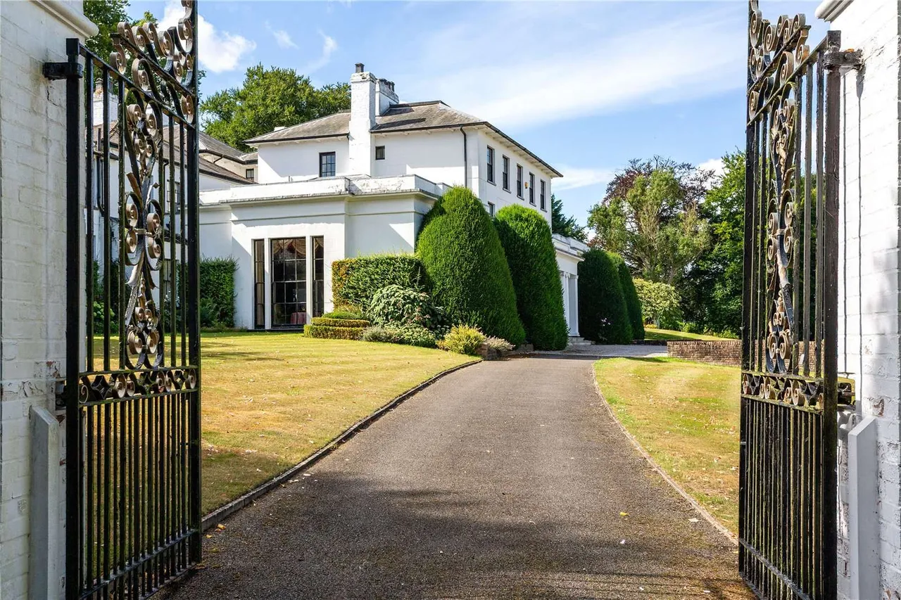 Munden Road, Dane End, SG12, photo 12