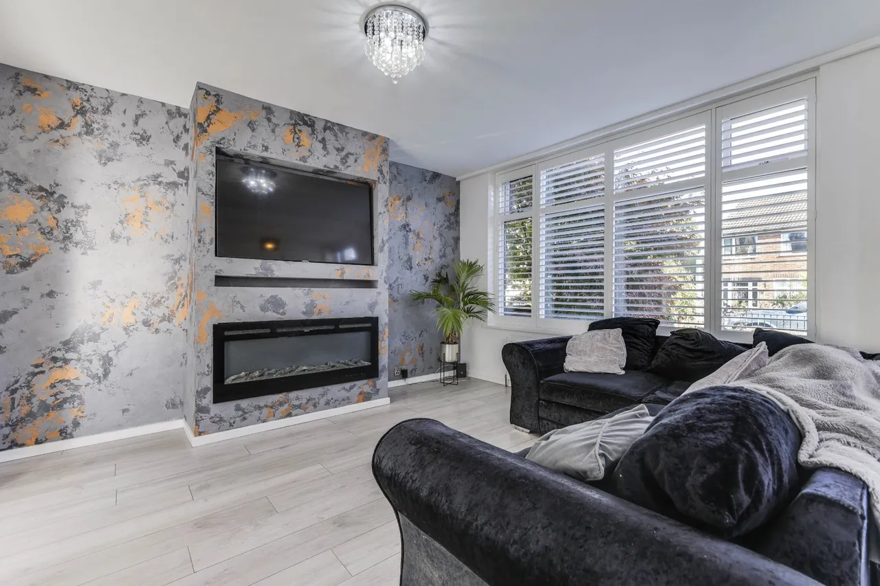 Arncliffe Garth, Stanningley, LS28, photo 5