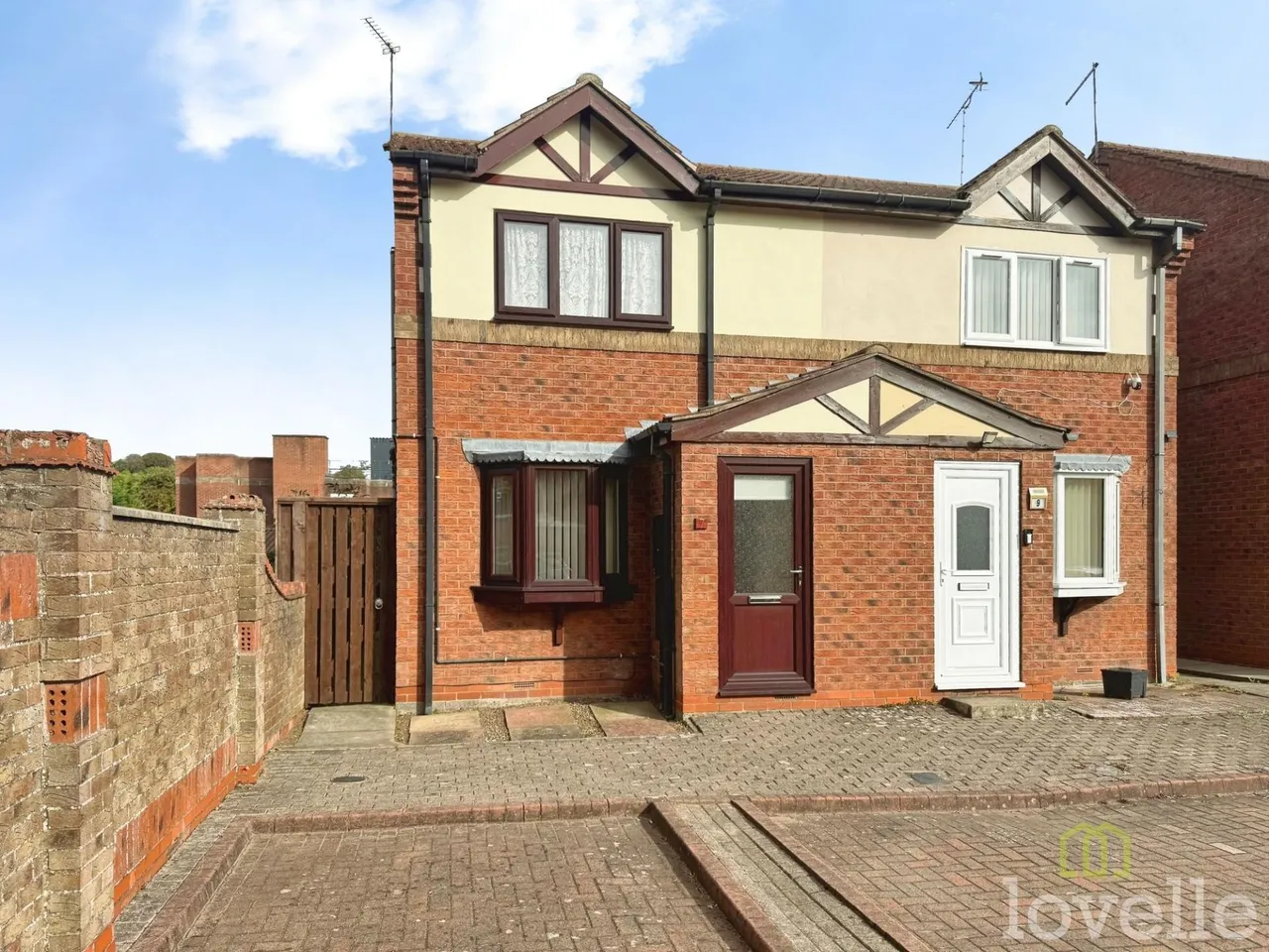 2 bed house for sale, Henley Court, Gainsborough, DN21