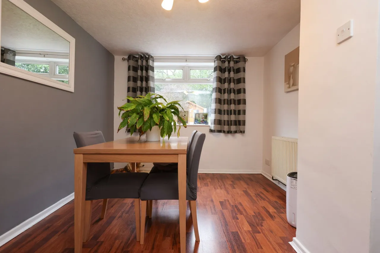 Beacon View, Rednal, B45, photo 18