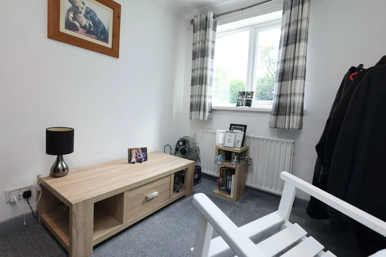 Beacon View, Rednal, B45, photo 27