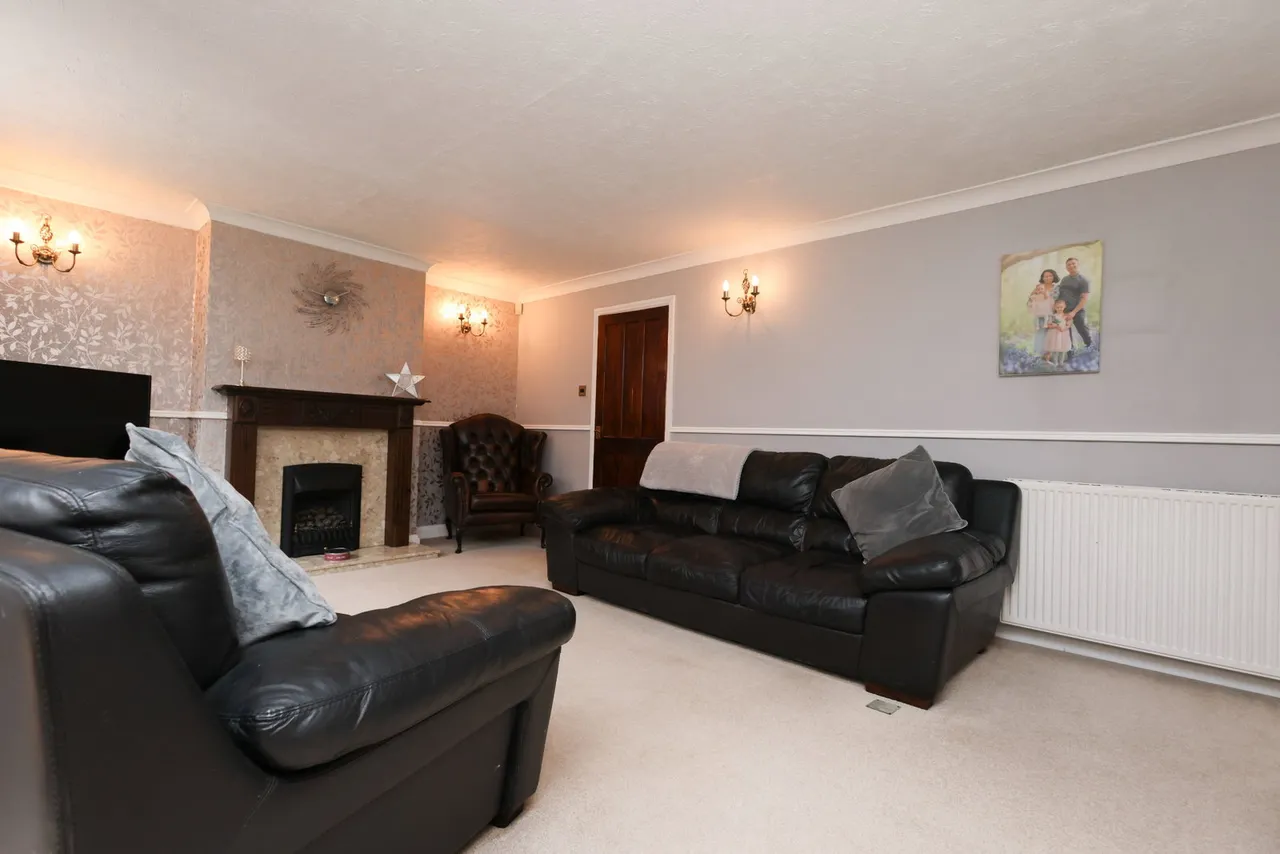 Beacon View, Rednal, B45, photo 14