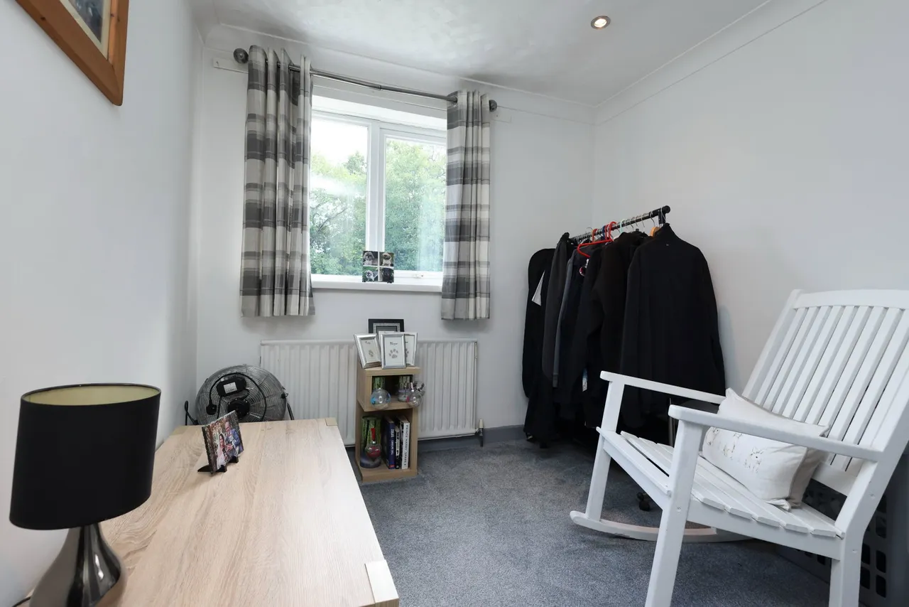 Beacon View, Rednal, B45, photo 28