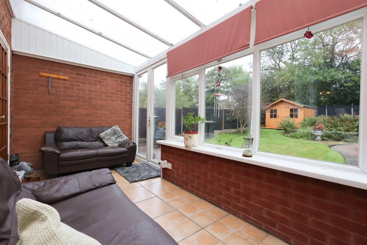 Beacon View, Rednal, B45, photo 20
