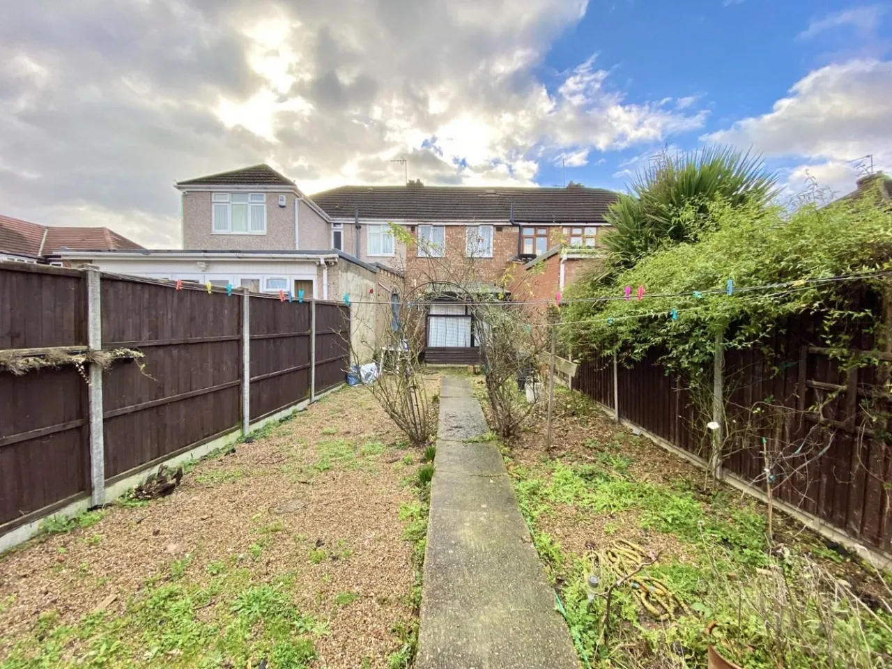 Coronation Road, Hayes, UB3, photo 11