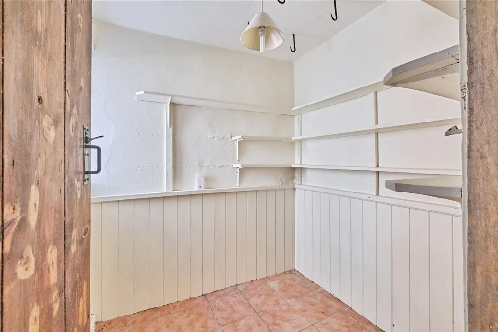 Market Hall Street, Kington, HR5, photo 4
