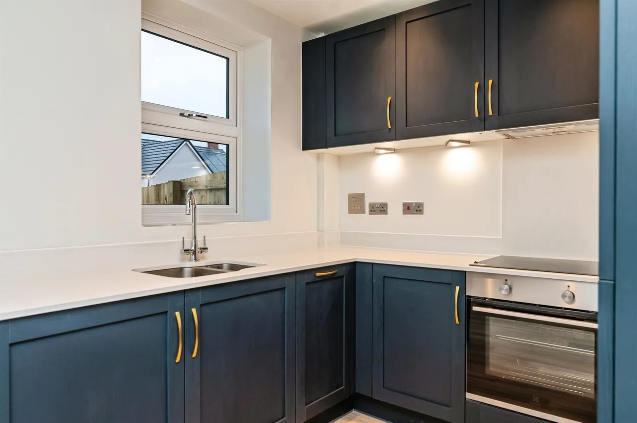 Coventry Lane, Bramcote, NG9, photo 3
