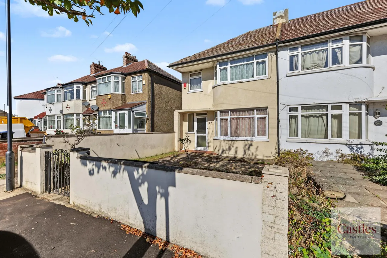 Broadlands Avenue, Enfield, EN3, photo 32